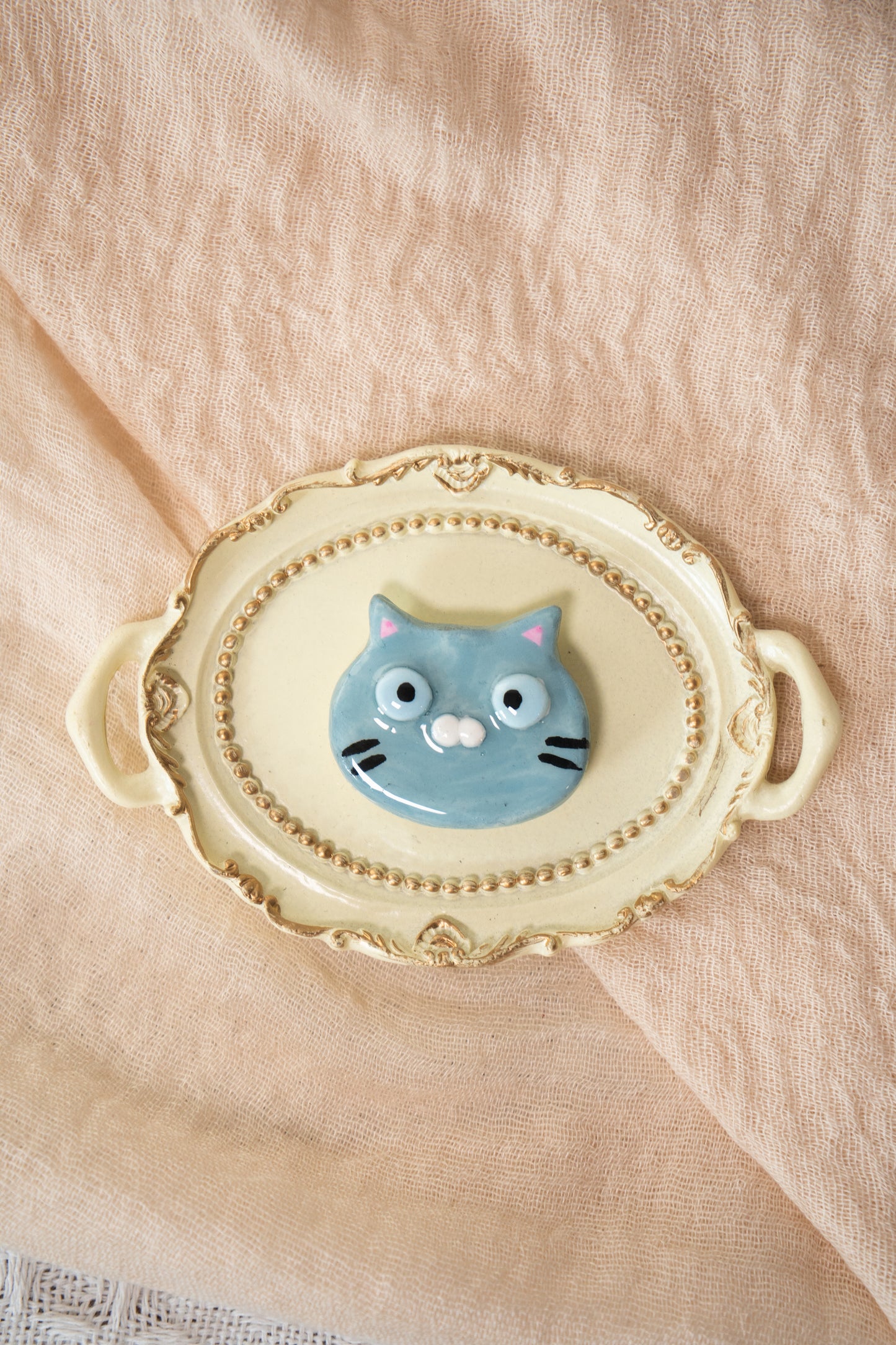Ceramic Cat Head Magnet