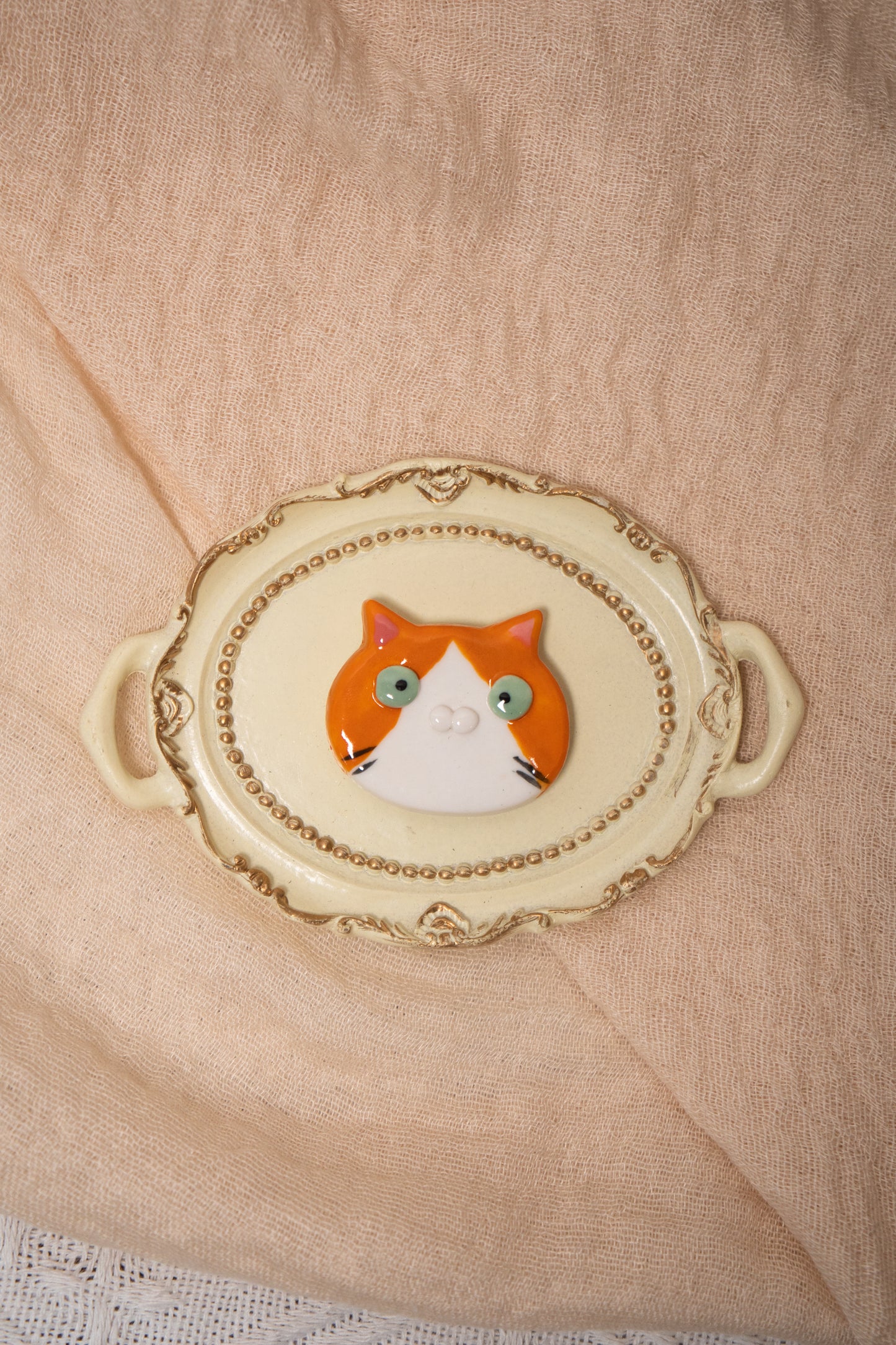 Ceramic Cat Head Magnet