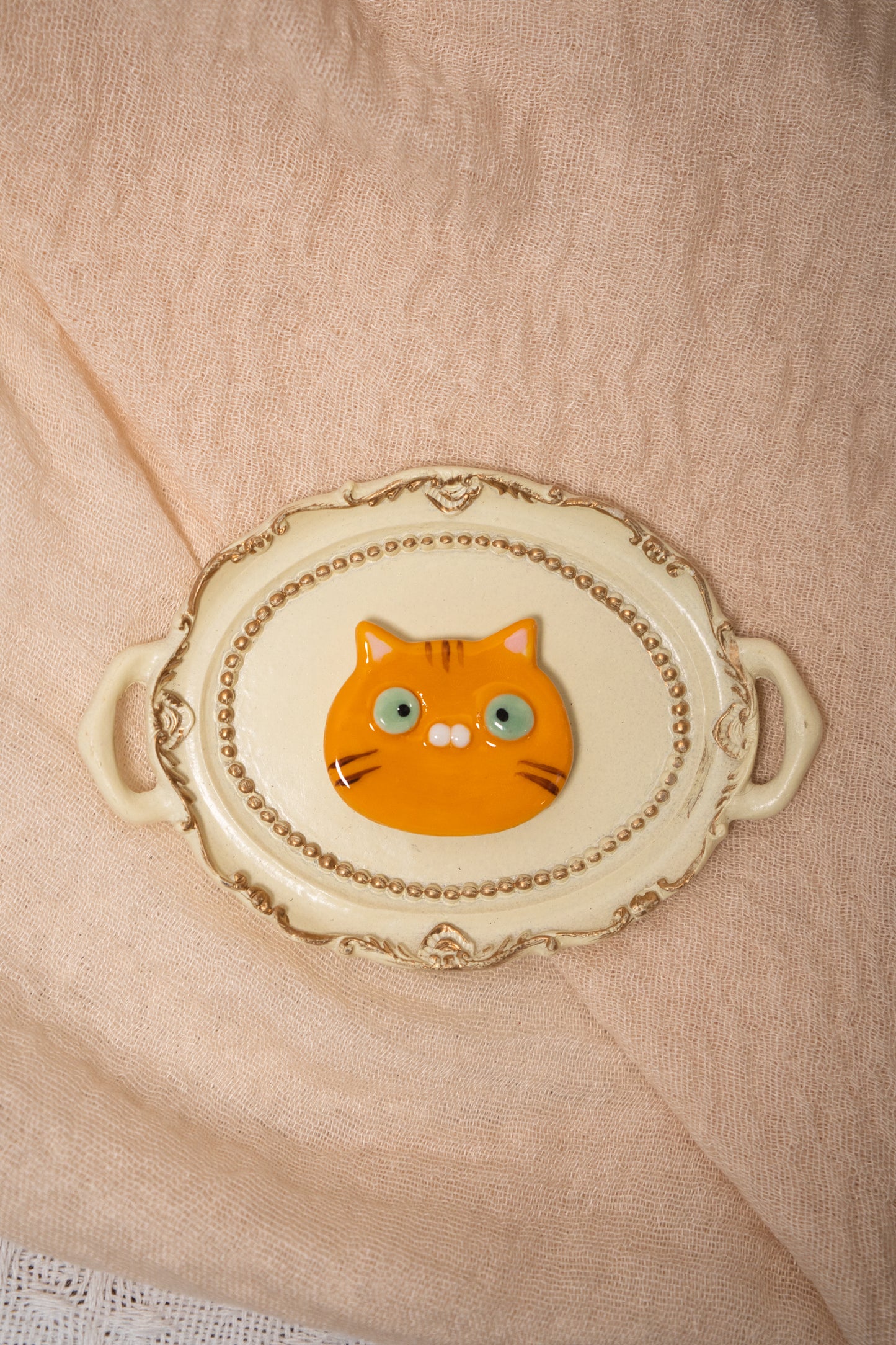 Ceramic Cat Head Magnet